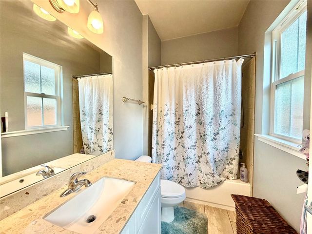 2339 NW 31ST PLACE, Gainesville, FL 32605