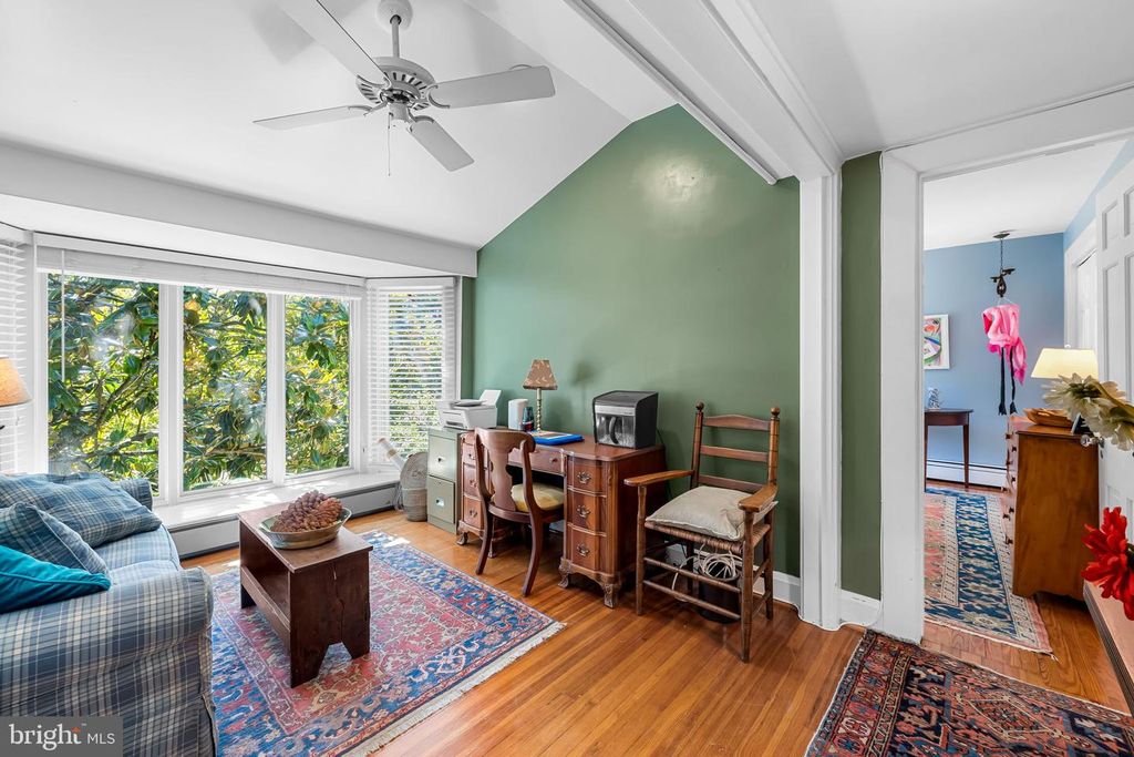 1409 CARROLLTON AVE, Baltimore, MD 21204