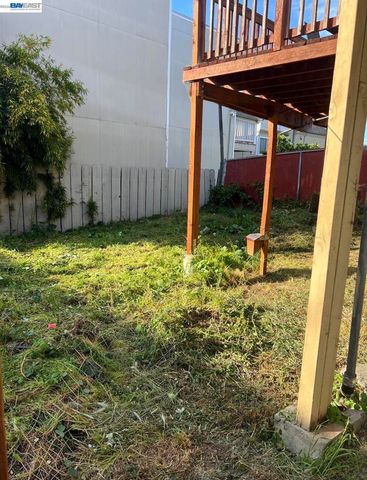 1433 15th Avenue, Oakland, CA 94606