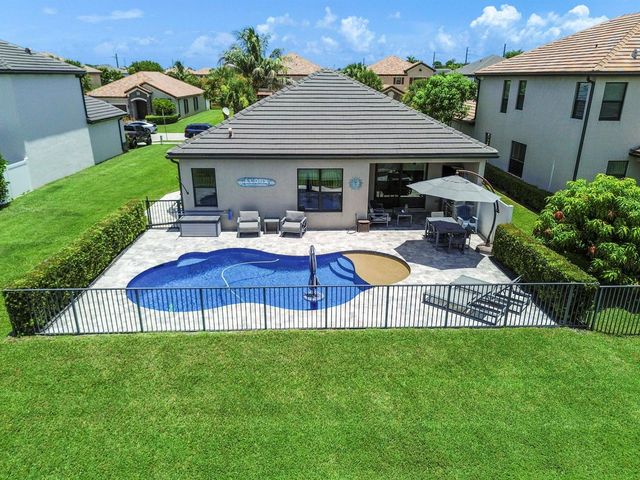 7213 SANDGRACE Lane, Lake Worth, FL 33463