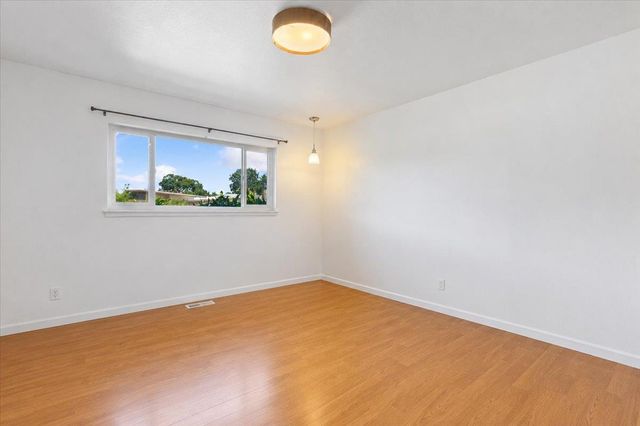 69 Springbrook Cir, Sacramento, CA 95831