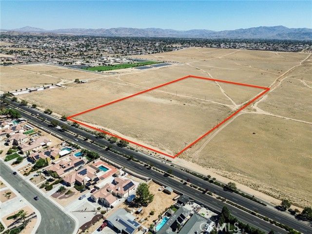 1 Apple Valley Road, Apple Valley, CA 92308