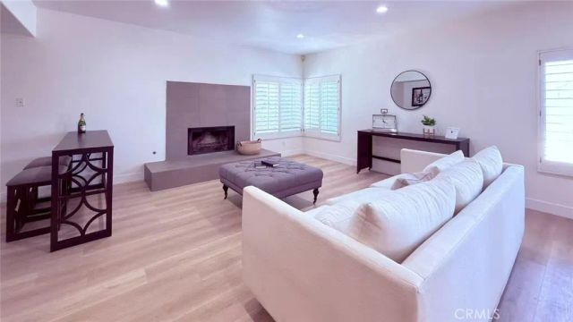 2784 James Street, Corona, CA 92881