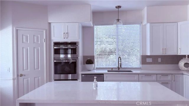 2784 James Street, Corona, CA 92881