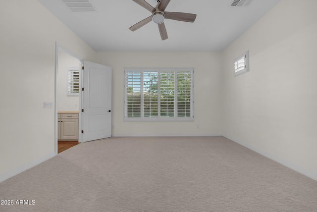 2879 E APPALOOSA Road, Gilbert, AZ 85296