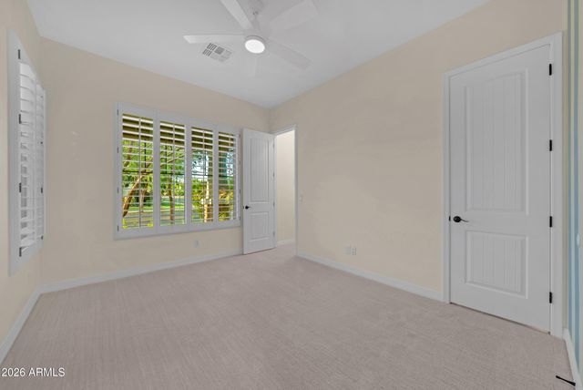 2879 E APPALOOSA Road, Gilbert, AZ 85296