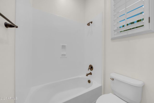 2879 E APPALOOSA Road, Gilbert, AZ 85296