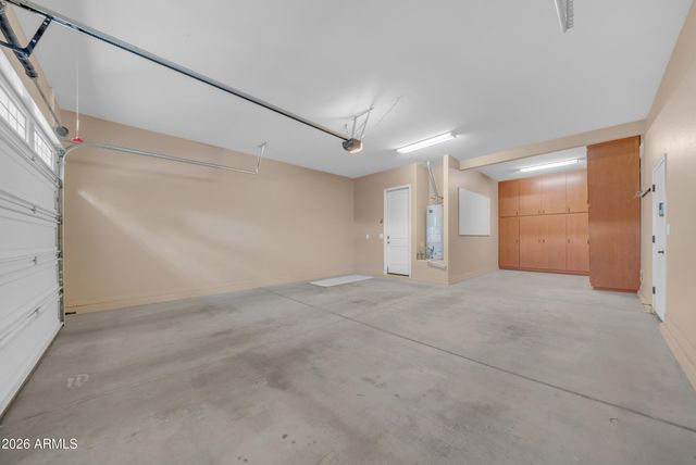2879 E APPALOOSA Road, Gilbert, AZ 85296