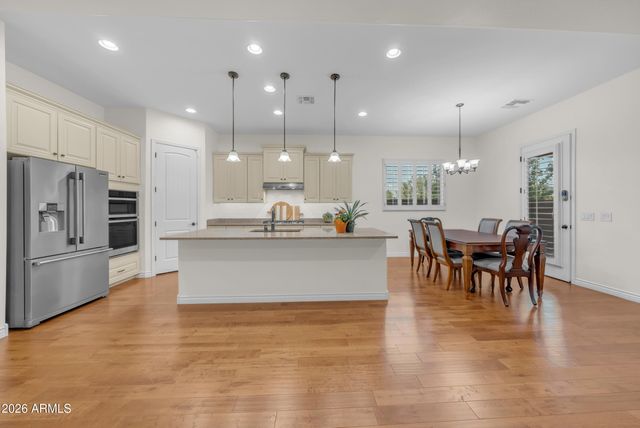 2879 E APPALOOSA Road, Gilbert, AZ 85296