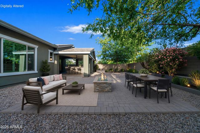 2879 E APPALOOSA Road, Gilbert, AZ 85296