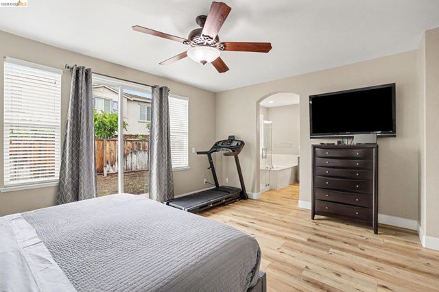 224 Hearthstone Cir, Oakley, CA 94561