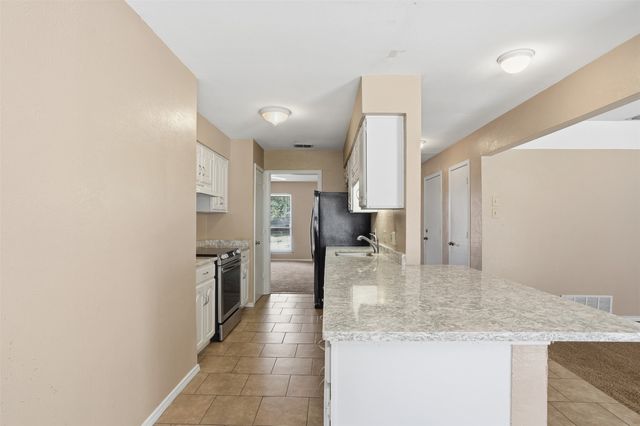 2219 Lavon Creek Lane, Arlington, TX 76006