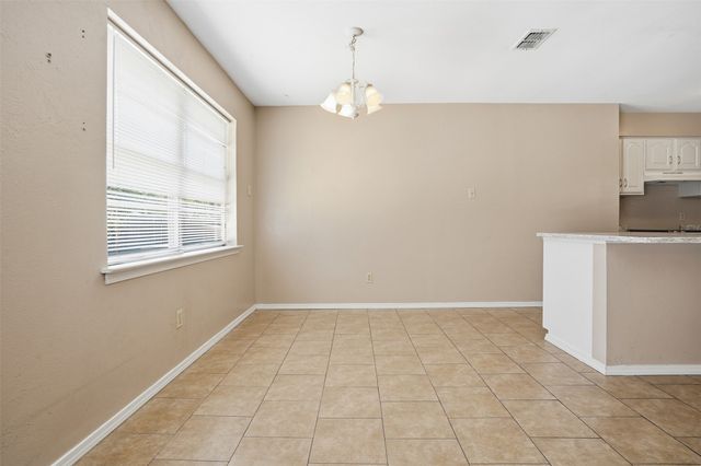 2219 Lavon Creek Lane, Arlington, TX 76006