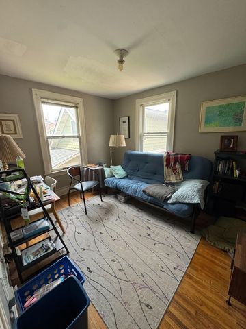 323 Stewart Avenue, Columbus, OH 43206
