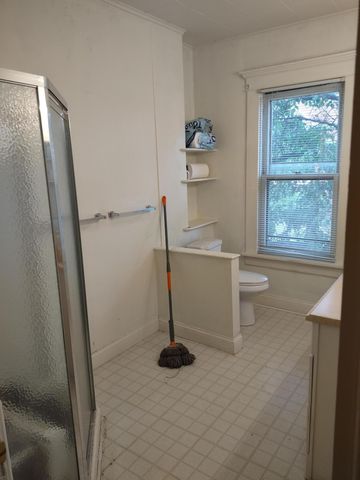 323 Stewart Avenue, Columbus, OH 43206