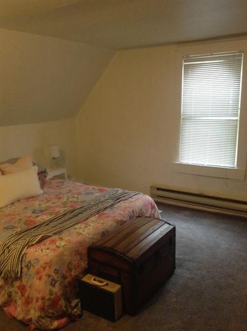 323 Stewart Avenue, Columbus, OH 43206