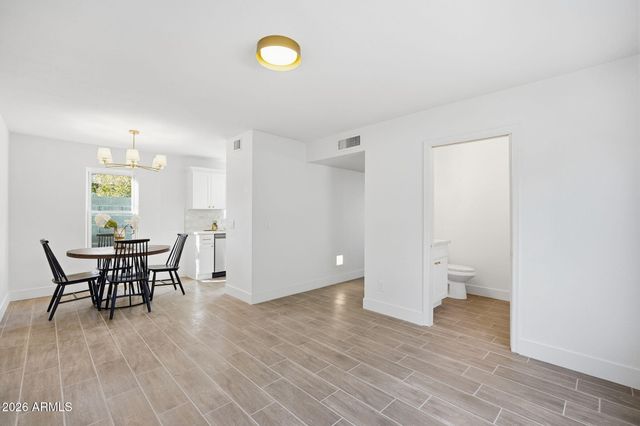 1410 E TOPEKA Drive, Phoenix, AZ 85024