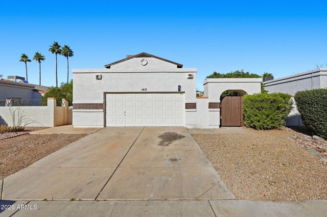 1410 E TOPEKA Drive, Phoenix, AZ 85024