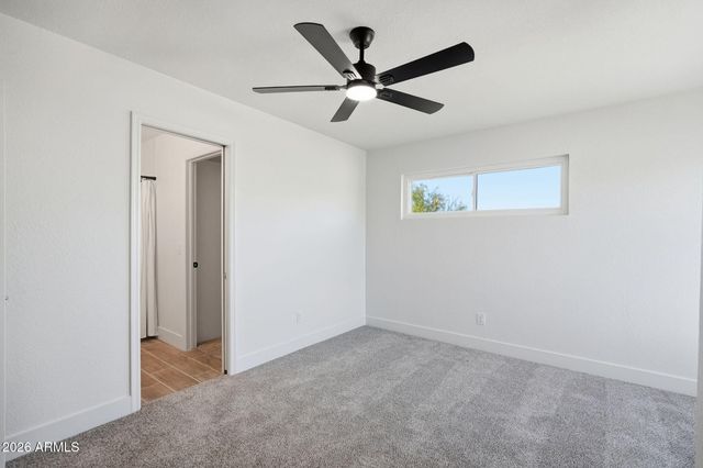 1410 E TOPEKA Drive, Phoenix, AZ 85024