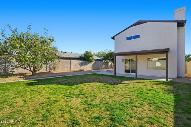 1410 E TOPEKA Drive, Phoenix, AZ 85024