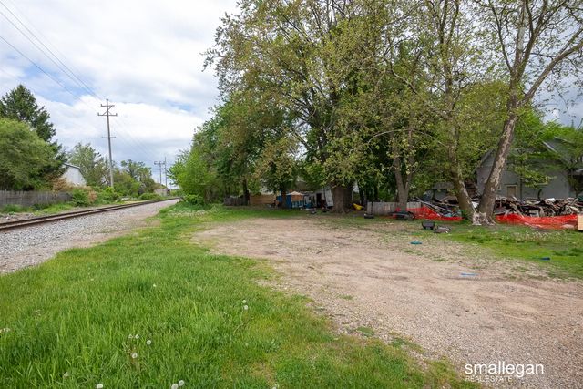 619 Lake Street, Kalamazoo, MI 49001