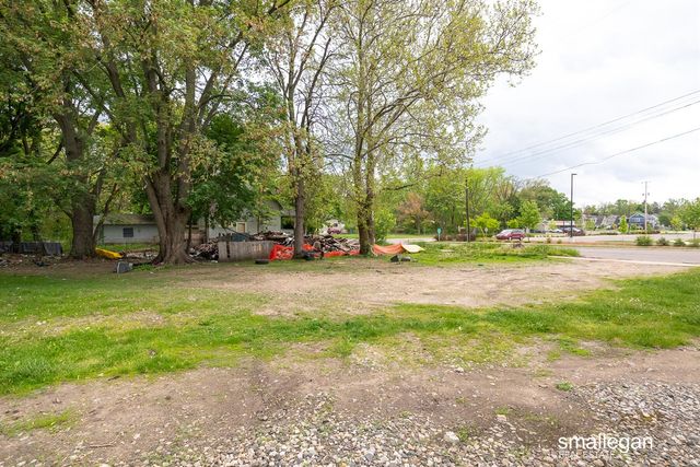 619 Lake Street, Kalamazoo, MI 49001