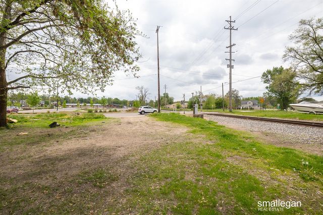 619 Lake Street, Kalamazoo, MI 49001