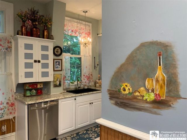 55 Lambert Avenue, Pomfret, NY 14063