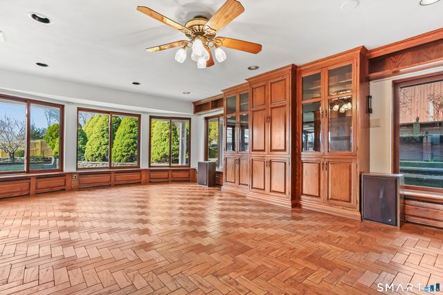 31 Mountain View Drive, Brookfield, CT 06804