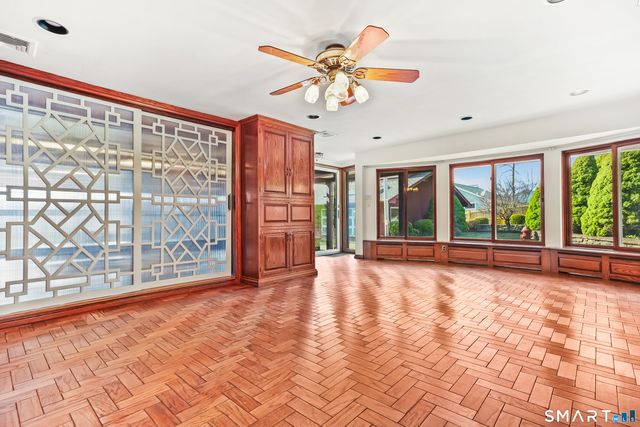 31 Mountain View Drive, Brookfield, CT 06804