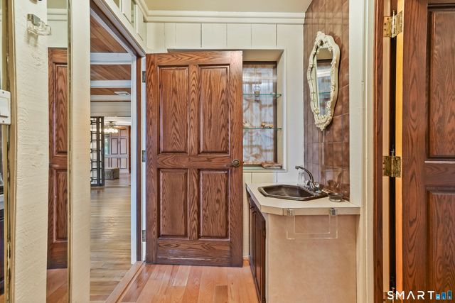 31 Mountain View Drive, Brookfield, CT 06804