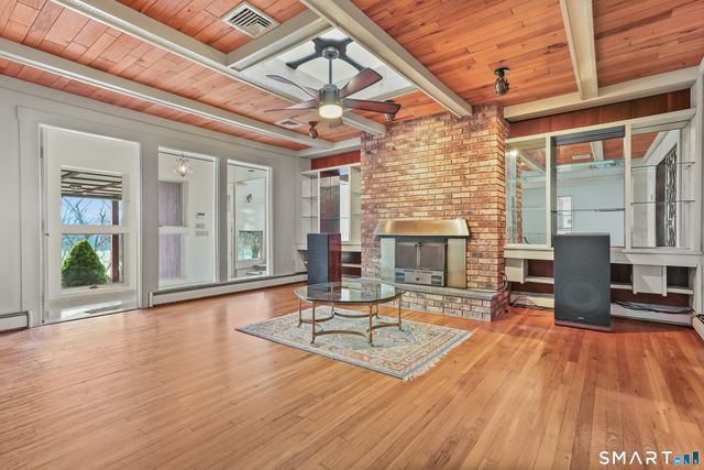 31 Mountain View Drive, Brookfield, CT 06804