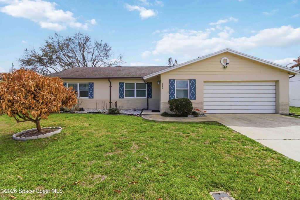 285 Hickory Avenue, Merritt Island, FL 32953