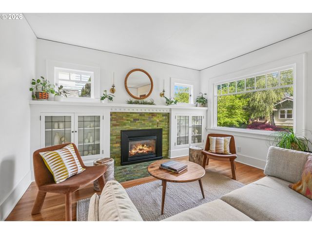 3568 Ne SCHUYLER St, Portland, OR 97212