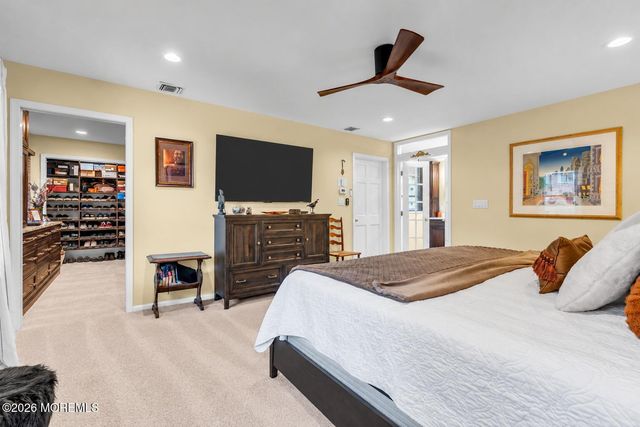 20 Red Coach Lane, Holmdel, NJ 07733