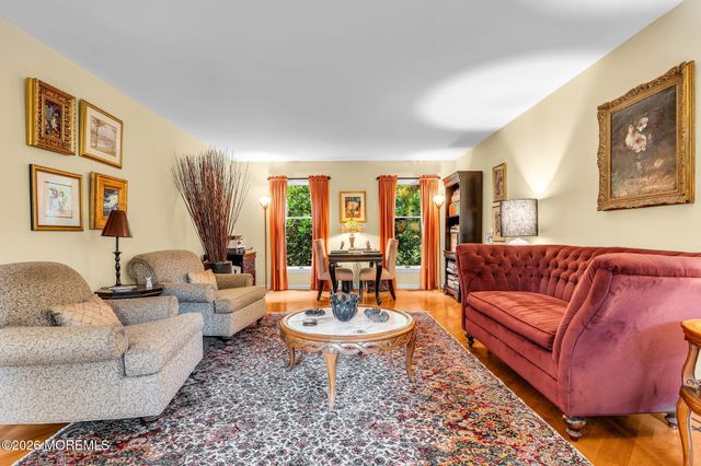 20 Red Coach Lane, Holmdel, NJ 07733
