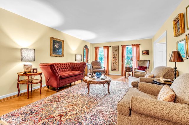 20 Red Coach Lane, Holmdel, NJ 07733