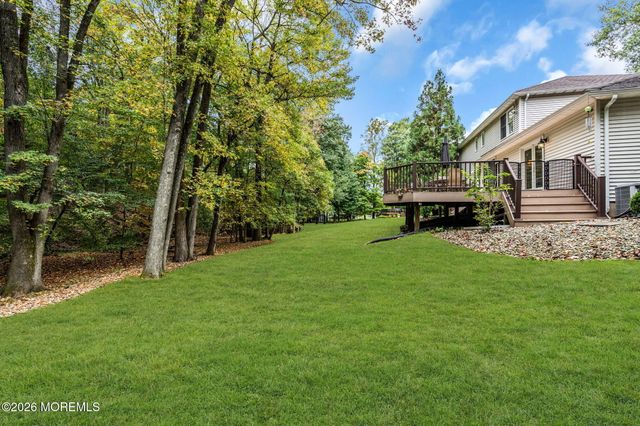 20 Red Coach Lane, Holmdel, NJ 07733