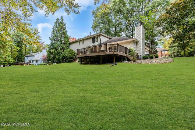 20 Red Coach Lane, Holmdel, NJ 07733