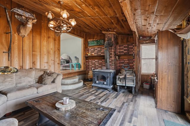 482 E Grove Street, Wheatfield, IN 46392