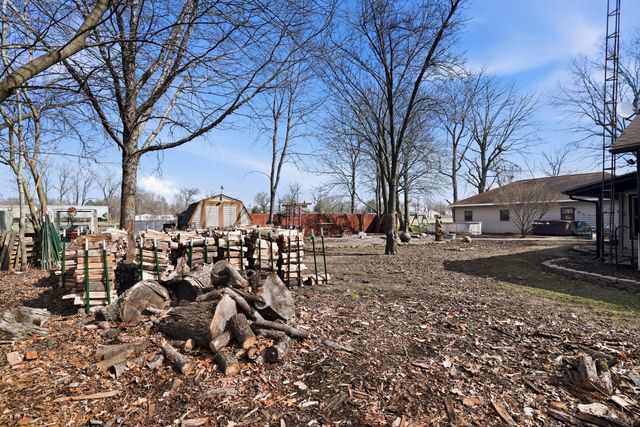 482 E Grove Street, Wheatfield, IN 46392