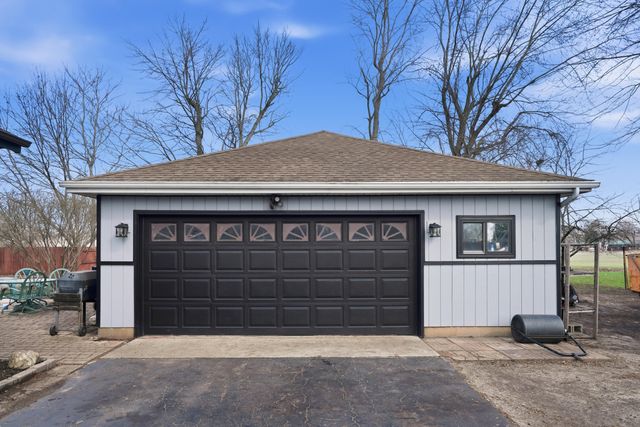 482 E Grove Street, Wheatfield, IN 46392