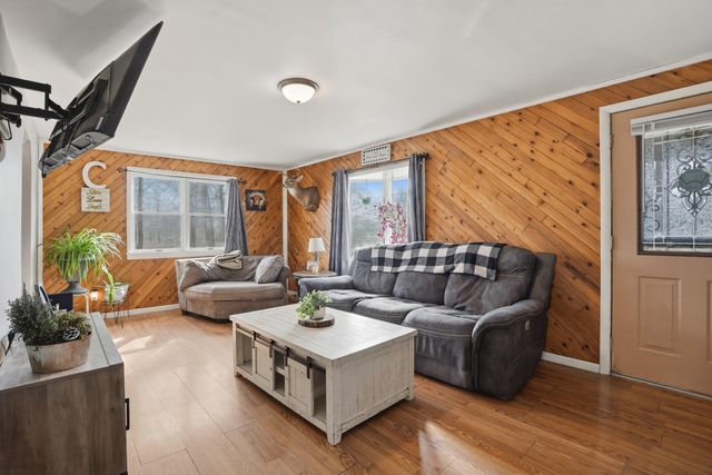 482 E Grove Street, Wheatfield, IN 46392