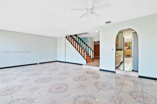 833 NW 82nd Ave 6, Plantation, FL 33324