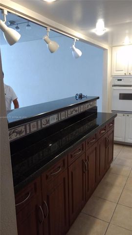 19390 Collins Avenue 1014, Sunny Isles Beach, FL 33160