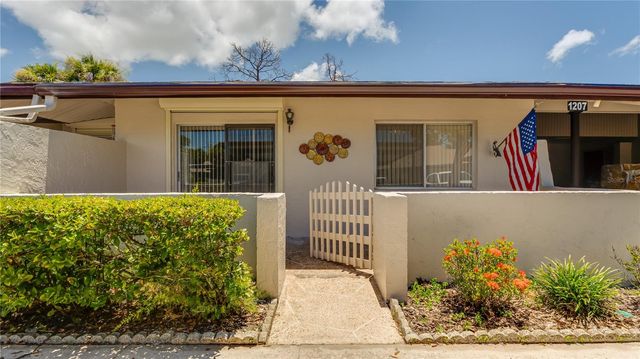 1207 11TH CIRCLE SE 128, Largo, FL 33771