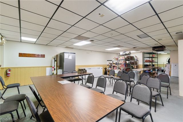 6483 State Road, Parma, OH 44134