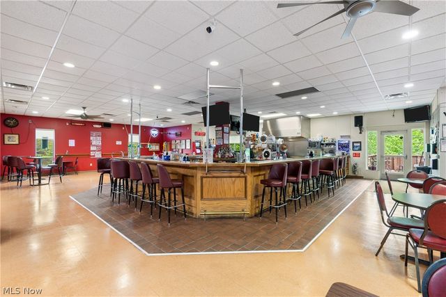6483 State Road, Parma, OH 44134