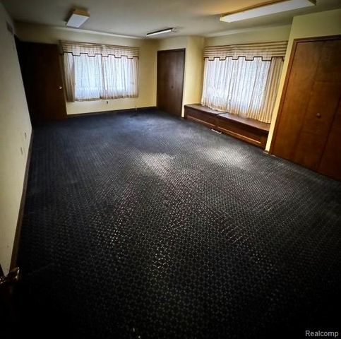 1250 Club Drive, Bloomfield Hills, MI 48302