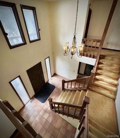 1250 Club Drive, Bloomfield Hills, MI 48302